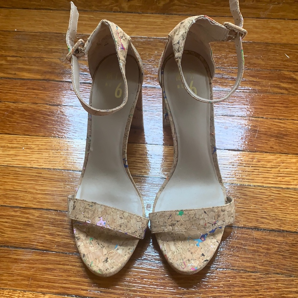 Multi-color cork heels